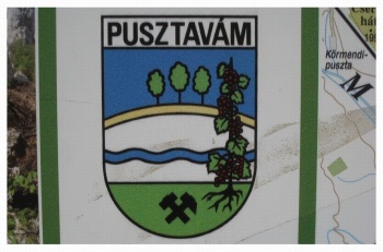 Coat of arms (crest) of Pusztavám