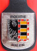 Wapen van Halen/Arms (crest) of HalenThe arms on a police badge (source)